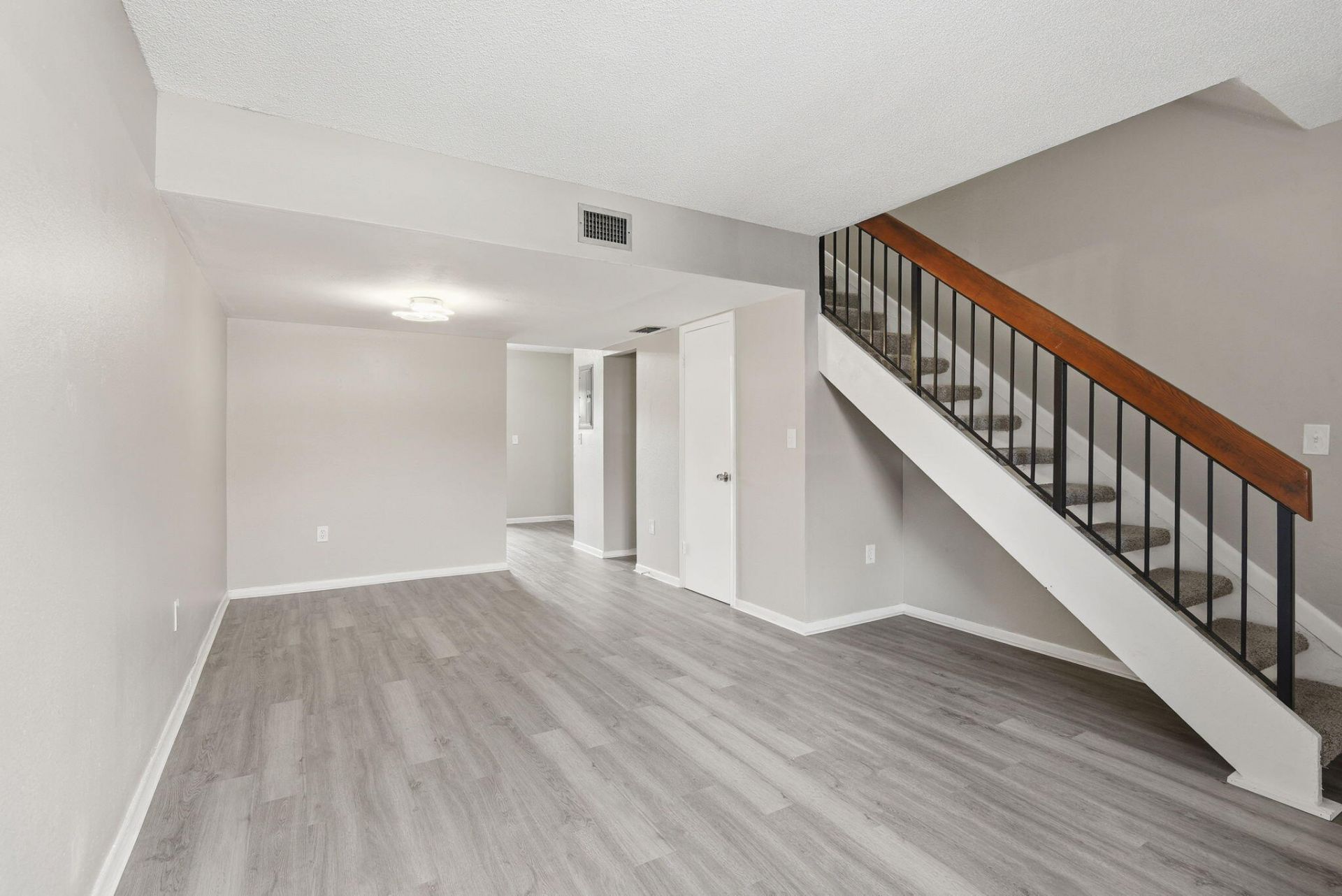 541 NW 82nd, Unit 377, Miami, FL 33126 Photo