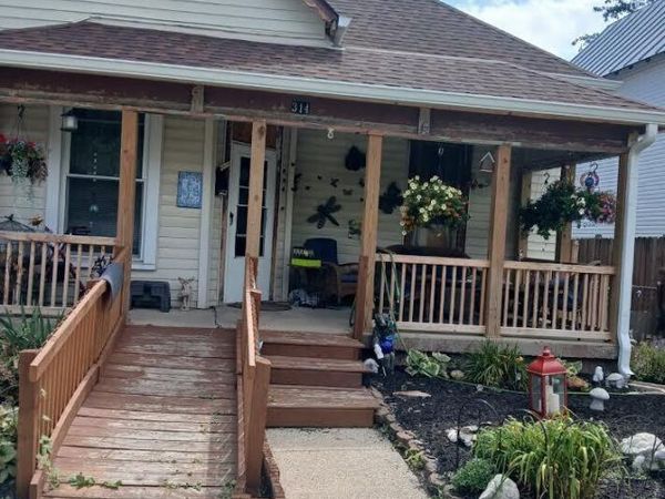 314 N Monroe Street , Muncie, IN 47305