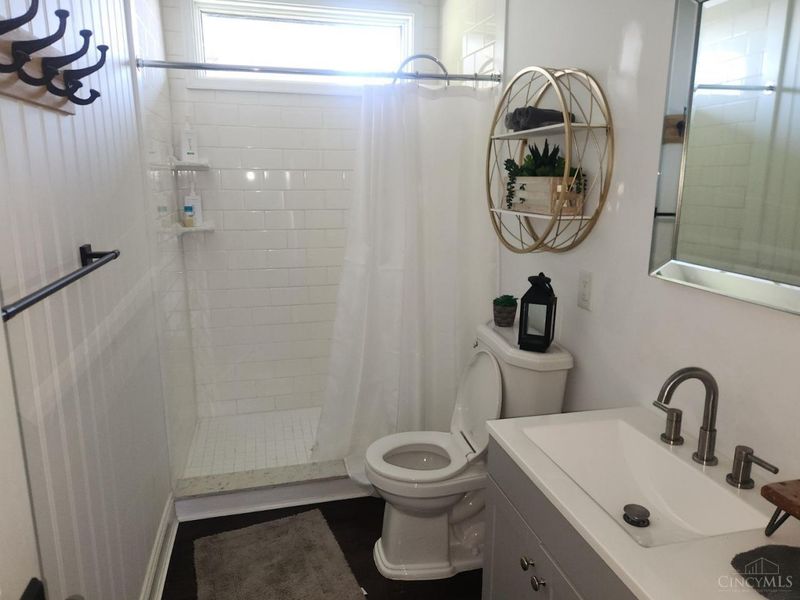 399 Oregon Street, Cincinnati, OH 45202 Photo 16