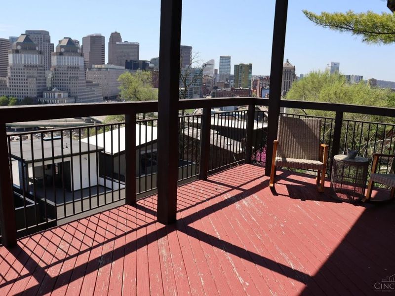 399 Oregon Street, Cincinnati, OH 45202 Photo 8
