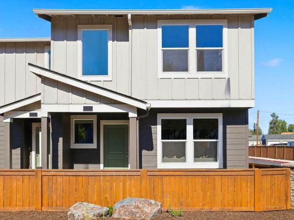 61207 Parrell Road, Bend, OR 97702