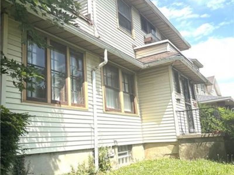 401 Willowwood Drive, Dayton, OH 45405 Photo 3