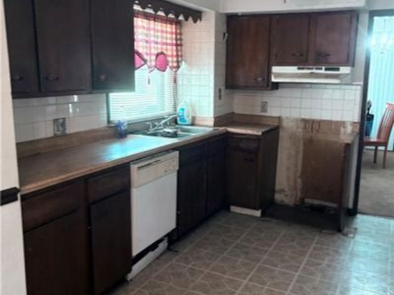 401 Willowwood Drive, Dayton, OH 45405 Photo 7