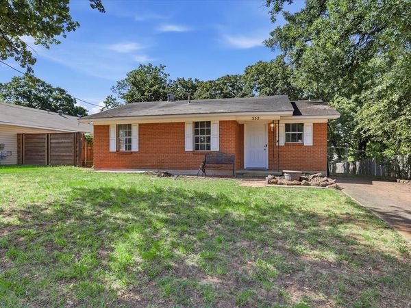 332 Ruth Street , Denton, TX 76205