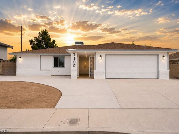 7100 Raincloud Drive, Las Vegas, NV 89145