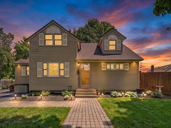 1 Summit Terrace, Peabody, MA 01960