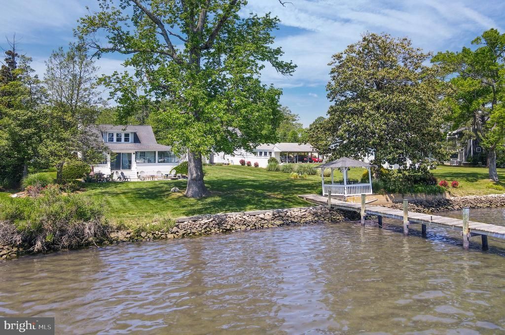 4915 E CHALK POINT ROAD , WEST RIVER, MD 20778