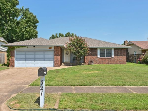 521 S 29th Street , Broken Arrow, OK 74014