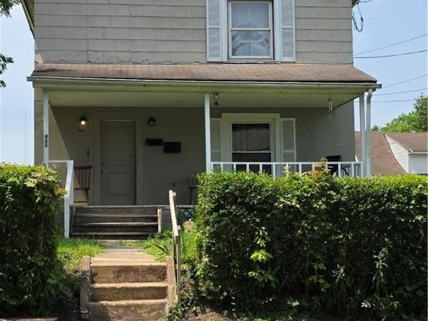423 5th Street , Struthers, OH 44471