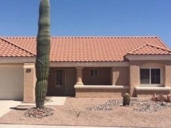 8904 Pennystone Avenue , Las Vegas, NV 89134