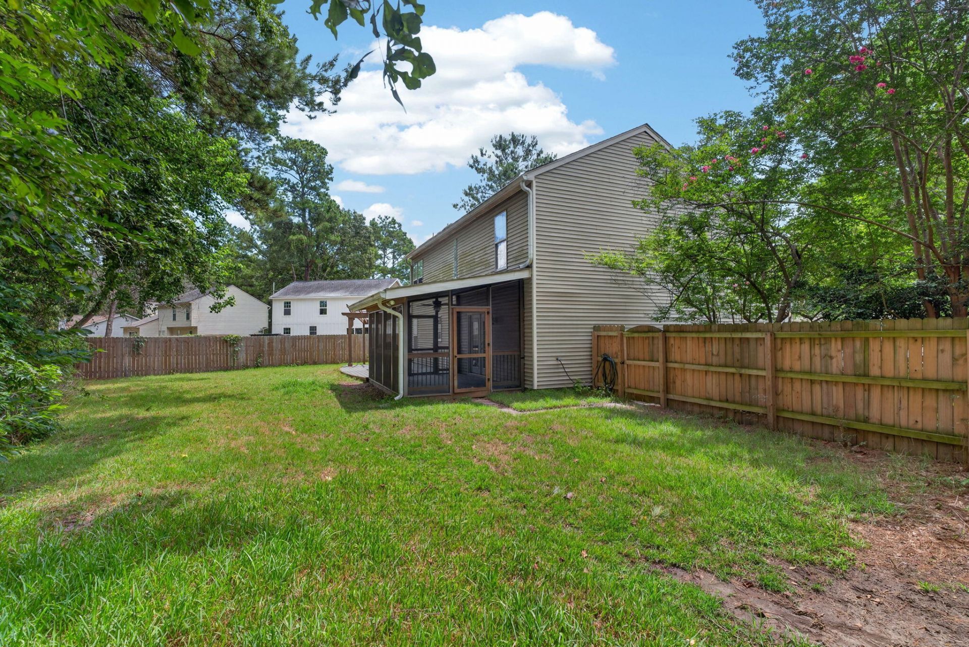 3808 Battleview Court Photo 4