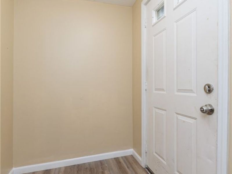 2026 W 89th Street, Cleveland, OH 44102 Photo 16