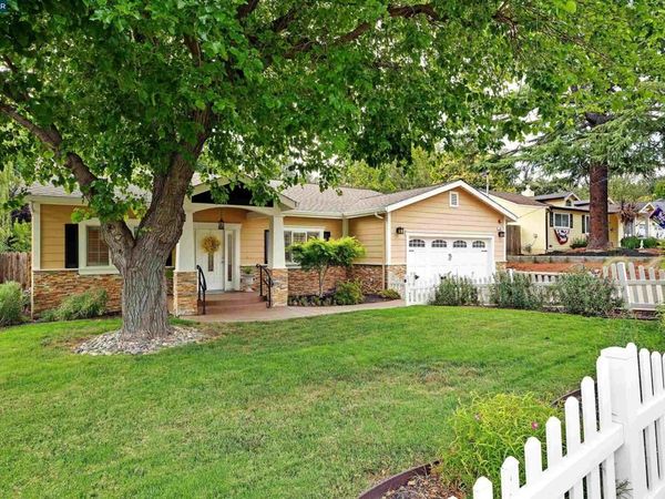 161 Valle Vista Dr , Danville, CA 94526
