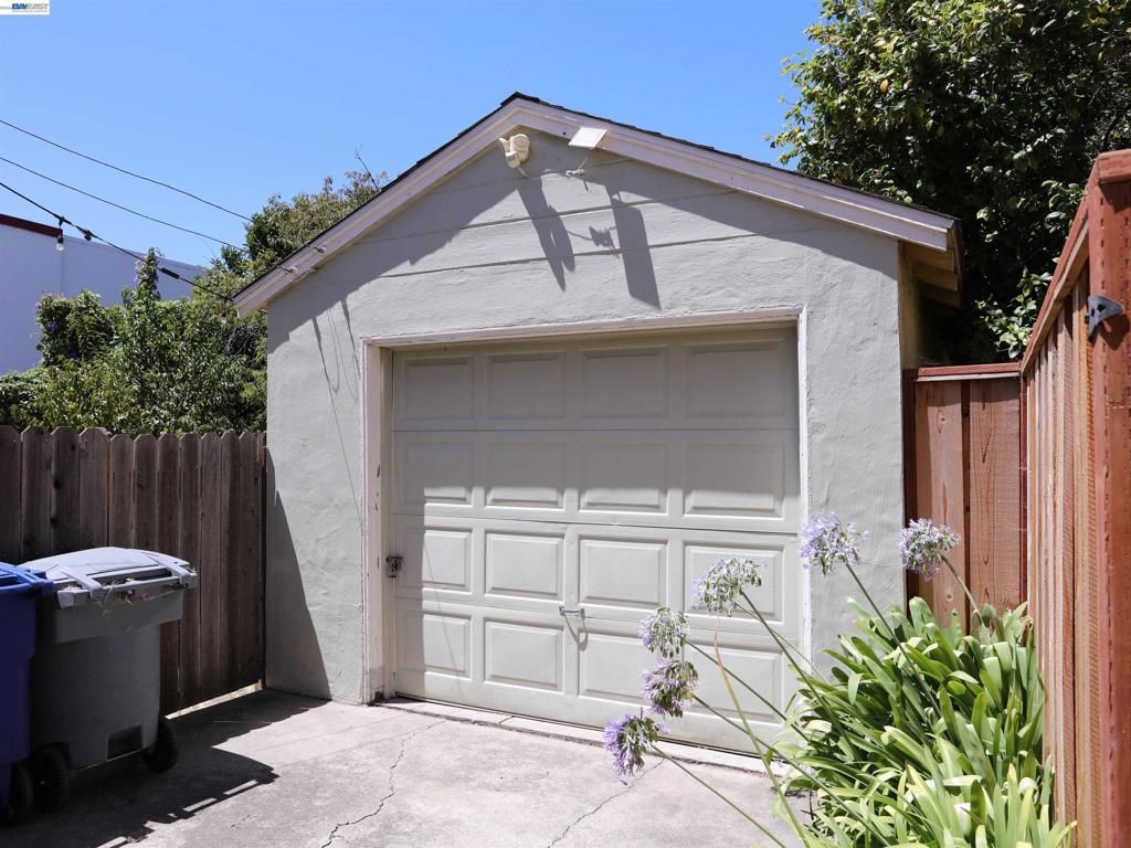 670 Estudillo Ave, San Leandro, CA 94577 Main Photo
