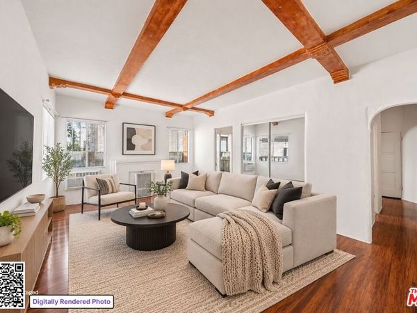 153 S Crescent Drive, Unit 3, Beverly Hills, CA 90212