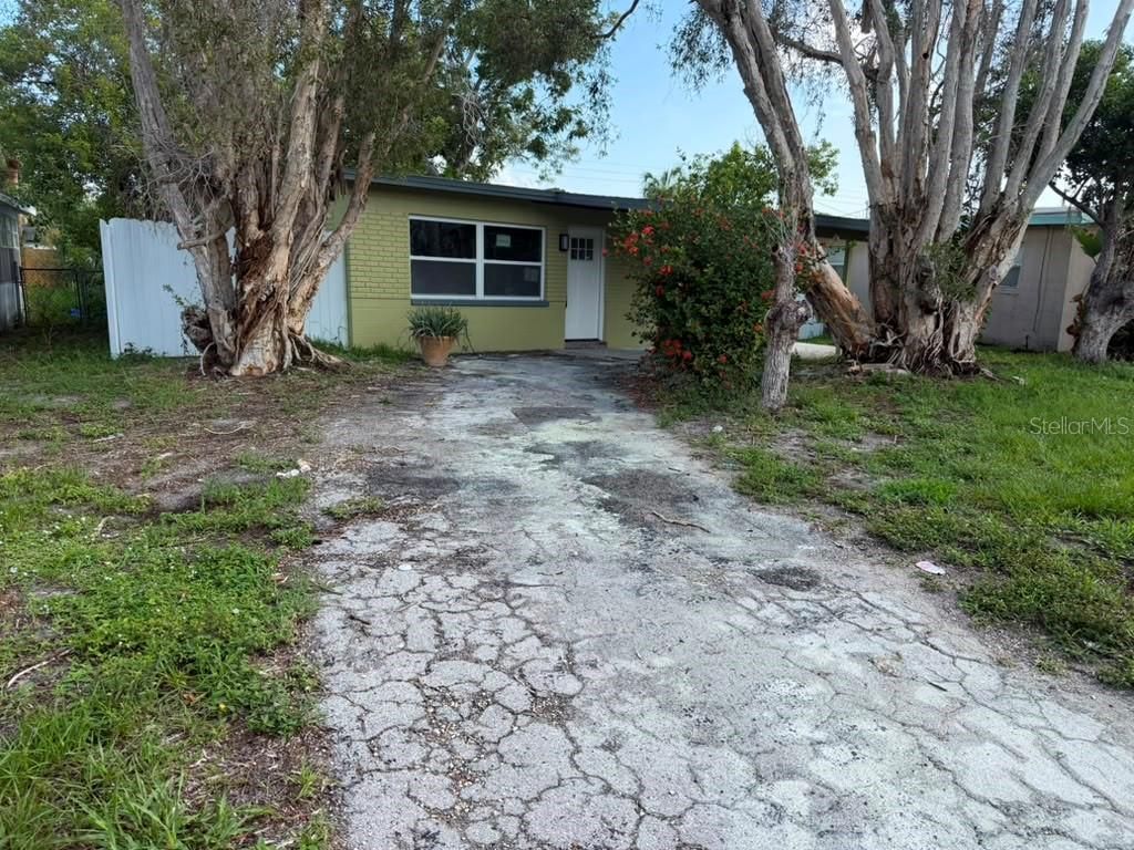 755 N 75th Avenue N, Unit 1, Saint Petersburg, FL 33702 Photo