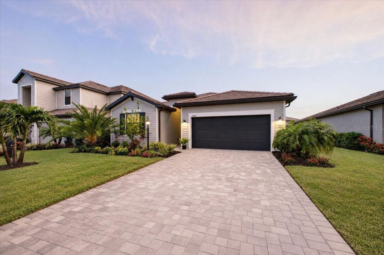 5250 Coral Reef Way , Lakewood Ranch, FL 34211 Photo