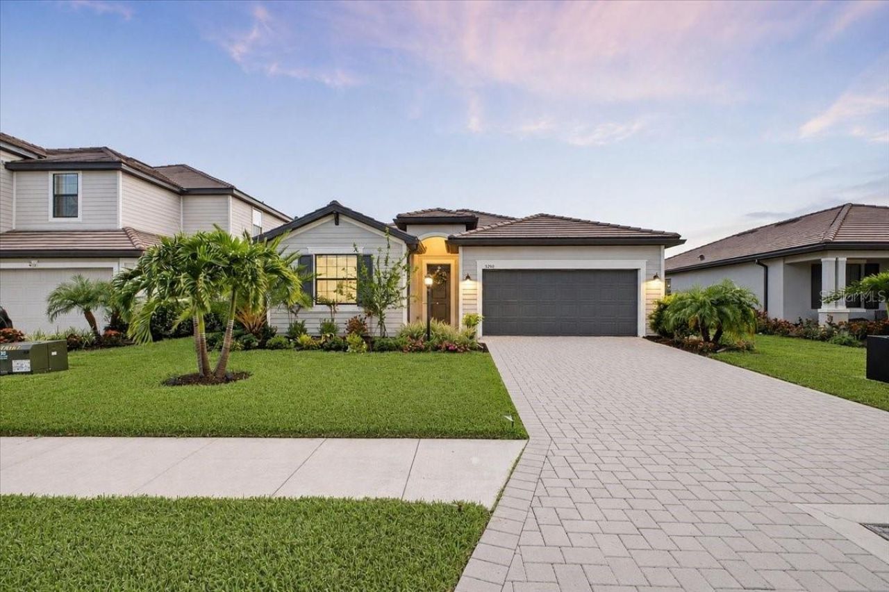 5250 Coral Reef Way , Lakewood Ranch, FL 34211 Photo