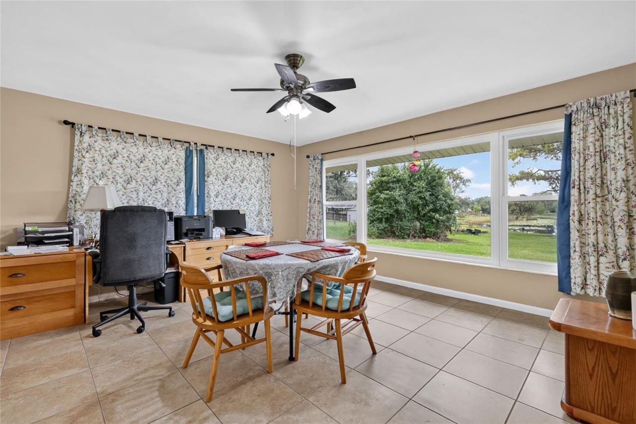 37414 Turner Drive , Umatilla, FL 32784