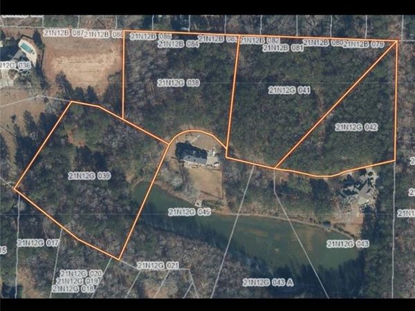 365 Clark Creek Pass , Acworth, GA 30102