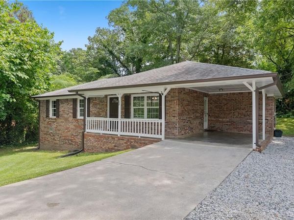 309 W Franklin Street , Toccoa, GA 30577