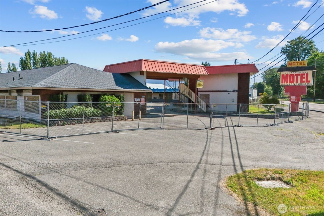 1862 State Route 20, Sedro Woolley, WA 98284
