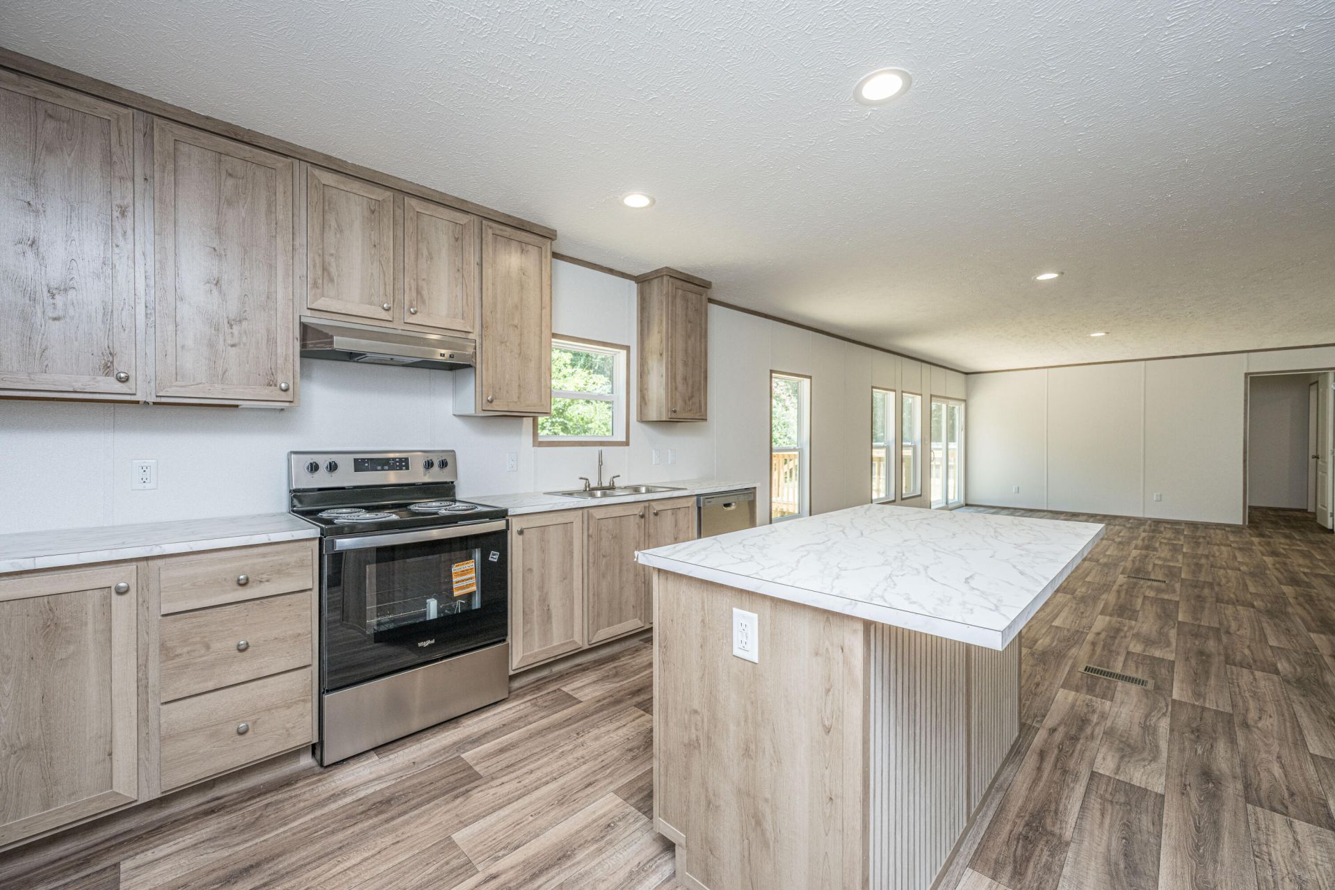 308 Bedford Road Photo 11