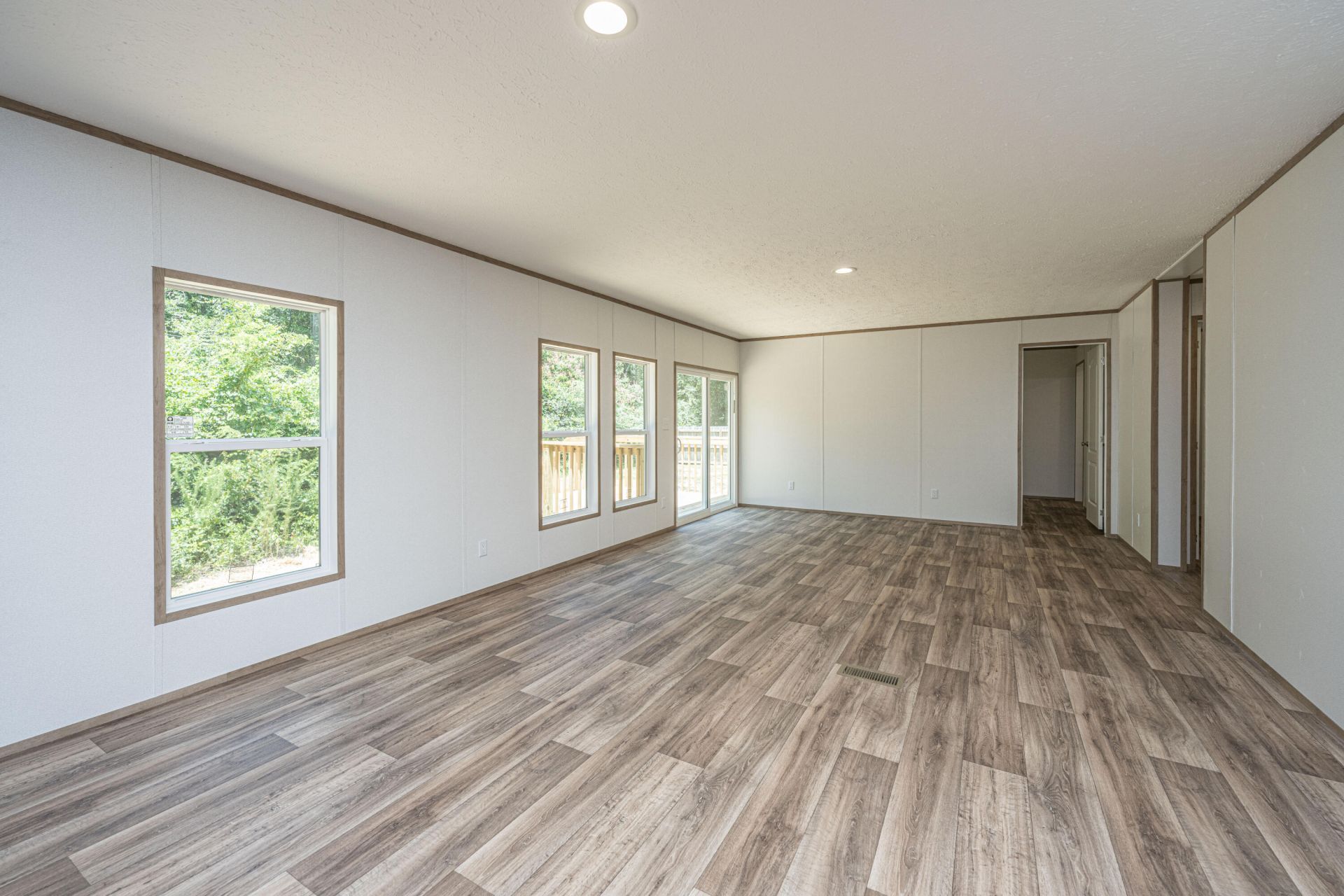 308 Bedford Road Photo 13