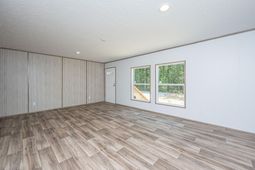 308 Bedford Road photo 4