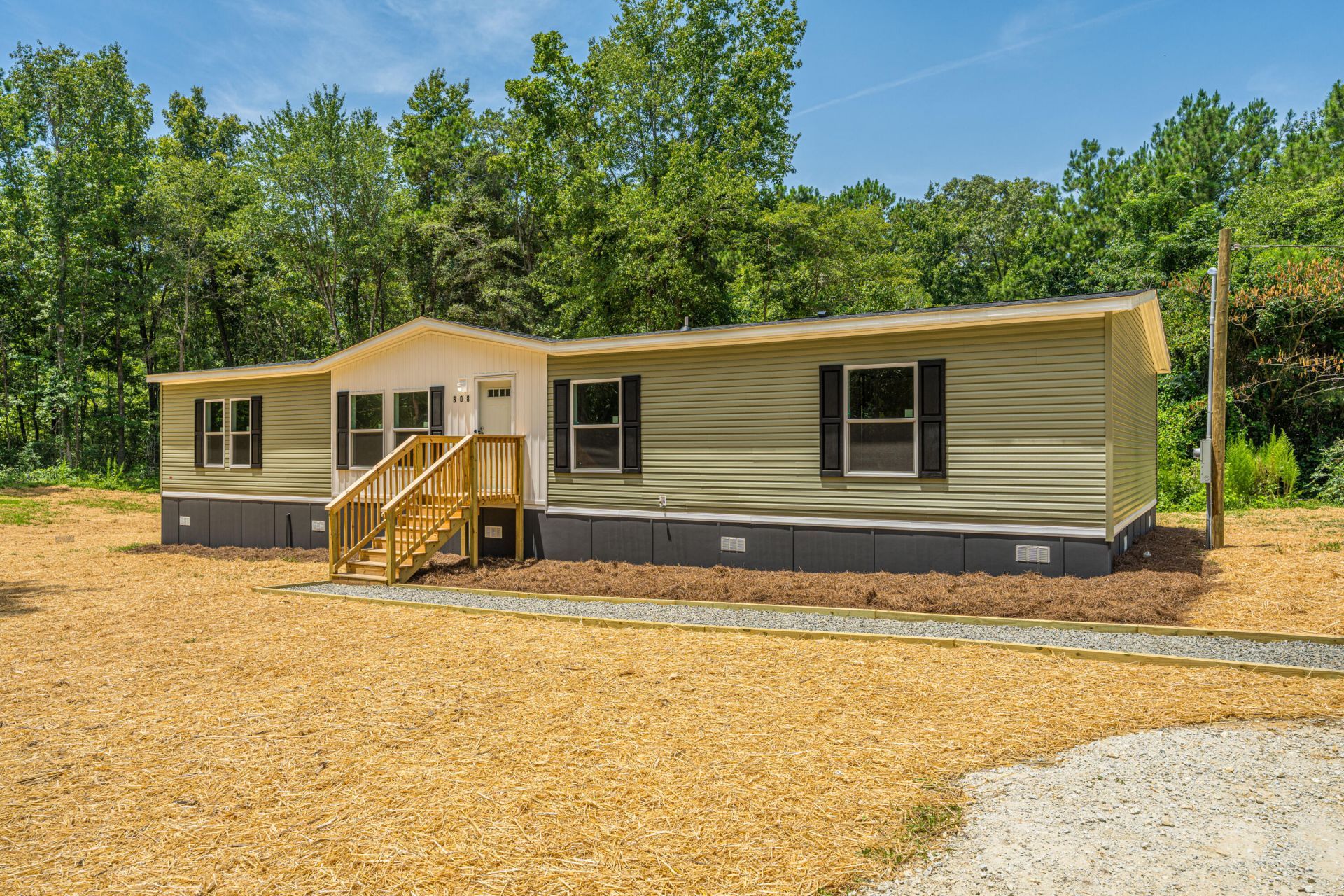 308 Bedford Road Photo 39