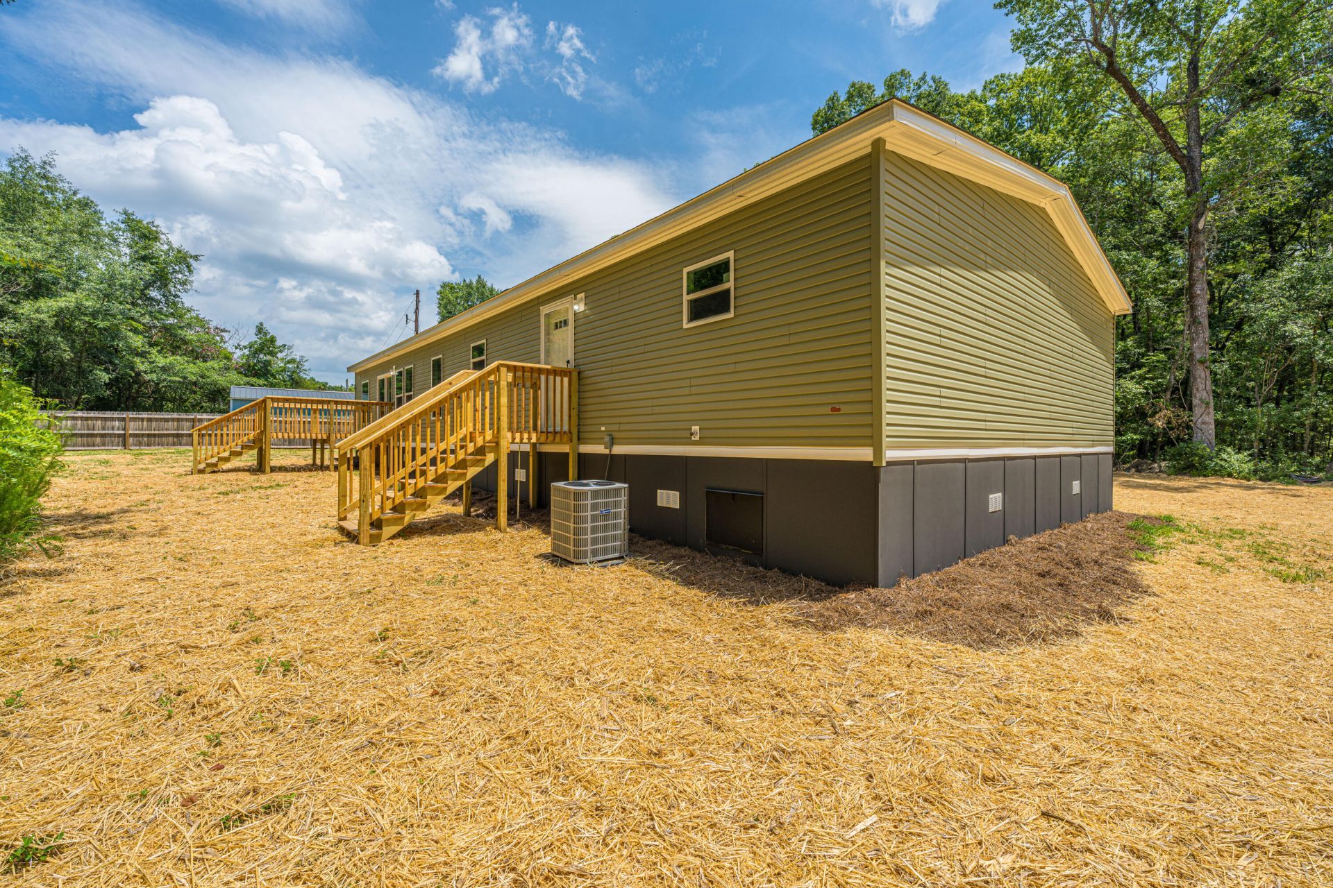 308 Bedford Road Photo 48