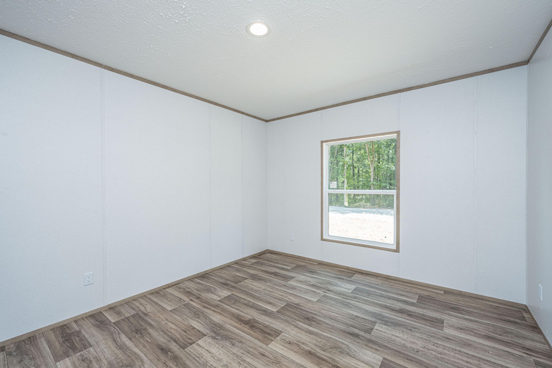 308 Bedford Road Photo 58