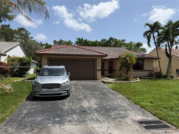 15600 Gauntlet Hall Mnr , Davie, FL 33331
