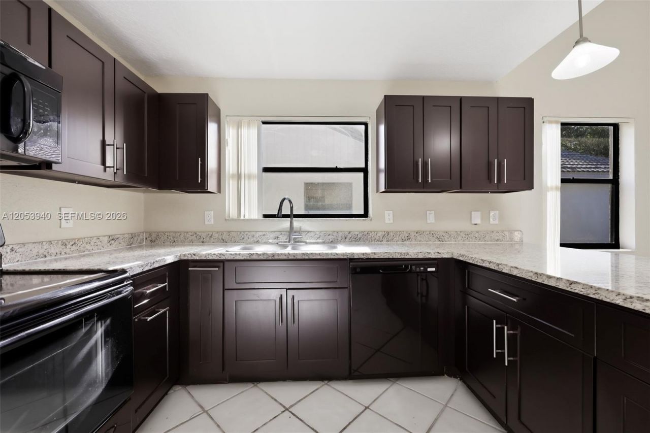 15600 Gauntlet Hall Mnr, Davie, FL 33331 Photo