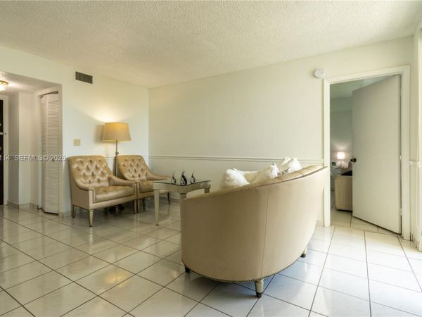 2055 SW 122nd Ave, Unit 406, Miami, FL 33175