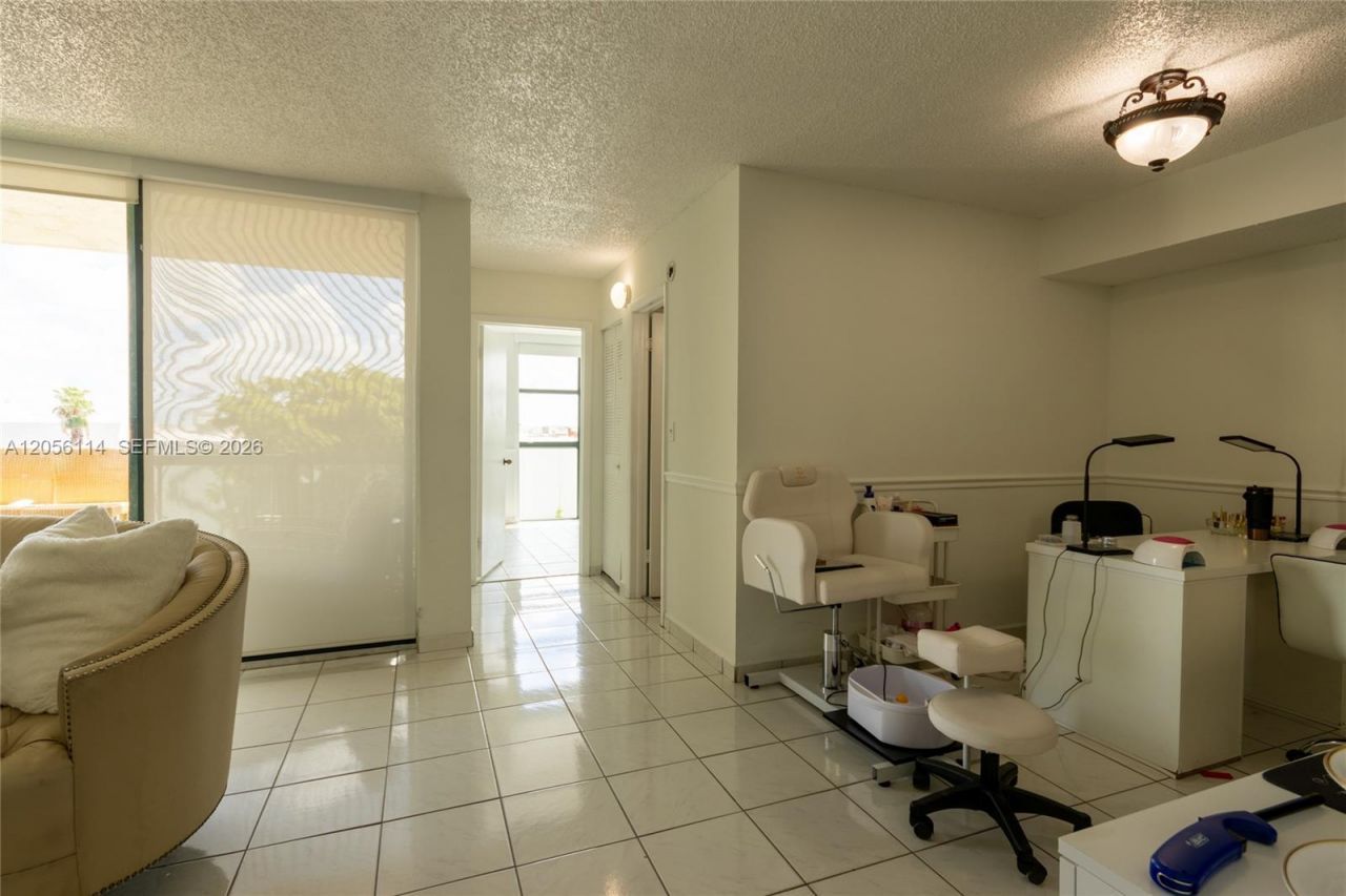 2055 SW 122nd Ave, Unit 406, Miami, FL 33175 Photo