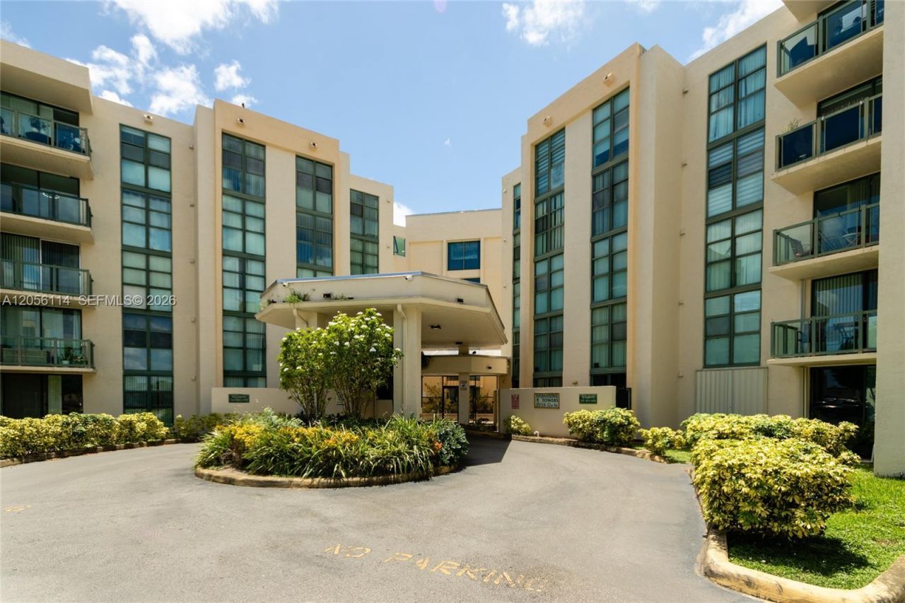 2055 SW 122nd Ave, Unit 406, Miami, FL 33175 Photo