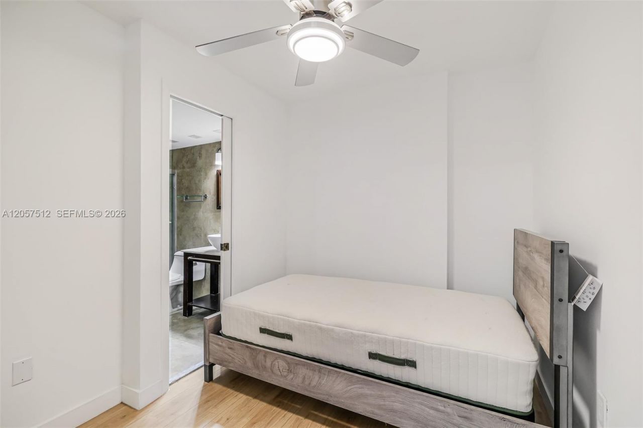 401 Ocean Dr , Unit 602, Miami Beach, FL 33139 Photo