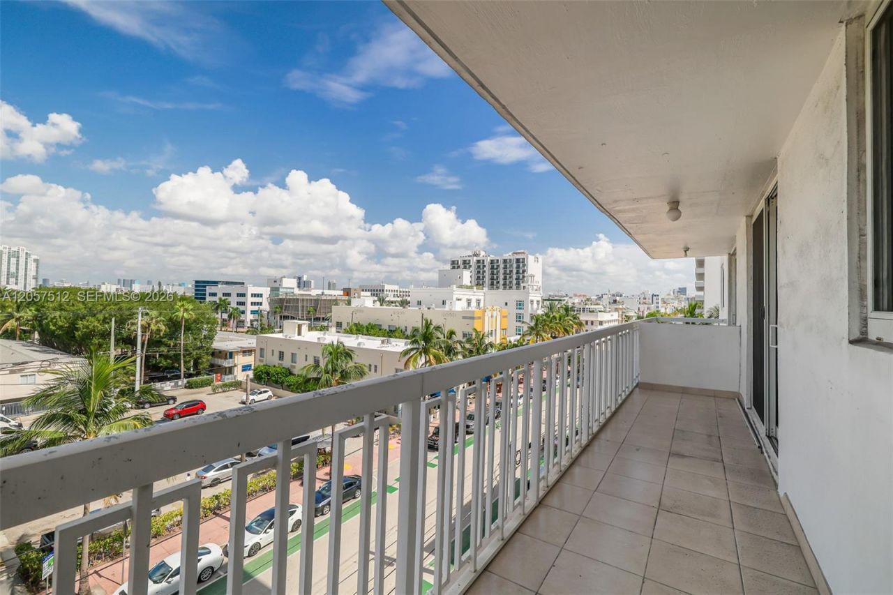 401 Ocean Dr , Unit 602, Miami Beach, FL 33139 Photo