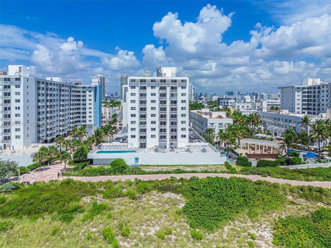 401 Ocean Dr , Unit 602, Miami Beach, FL 33139 Photo