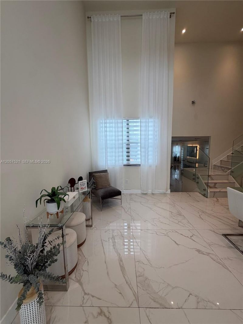 10218 NW 76th Ter , Doral, FL 33178 Photo