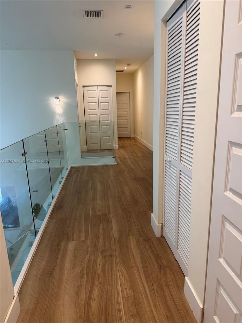 10218 NW 76th Ter , Doral, FL 33178 Photo
