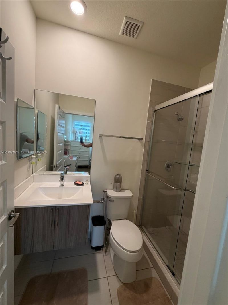 10218 NW 76th Ter , Doral, FL 33178 Photo