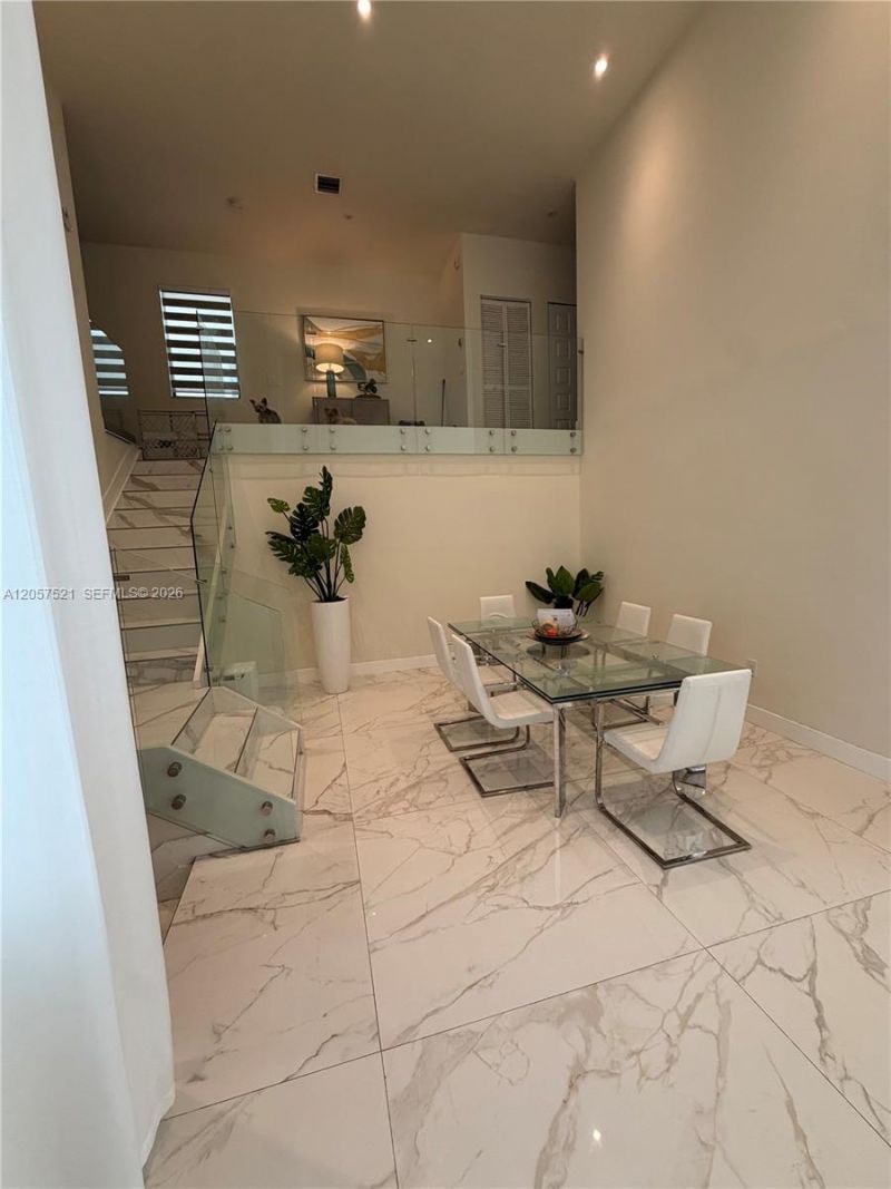 10218 NW 76th Ter , Doral, FL 33178 Photo