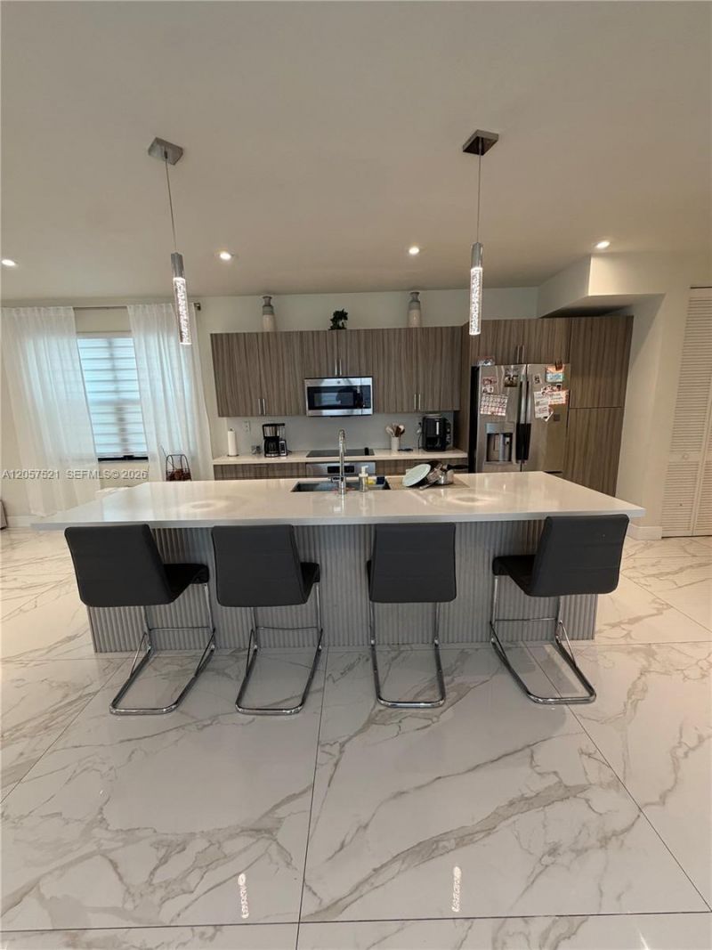10218 NW 76th Ter , Doral, FL 33178 Photo