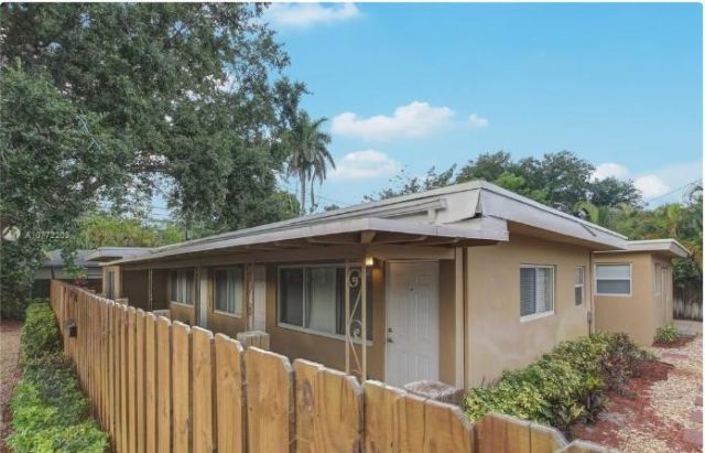 204 NE 10th Avenue, Unit 206, Fort Lauderdale, FL 33301 Photo