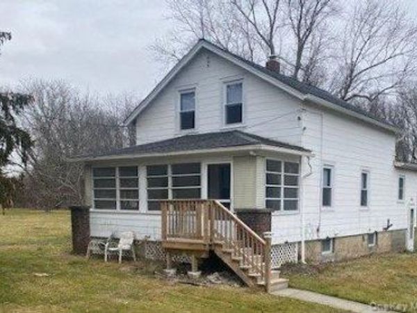 1834 Route 300 , Newburgh, NY 12550