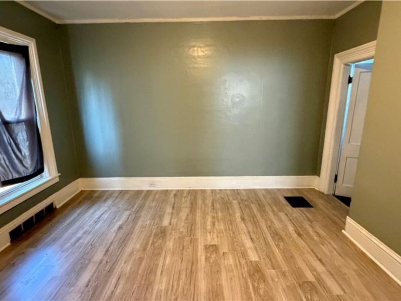 7425 Harvard Avenue, Cleveland, OH 44105 Photo 10
