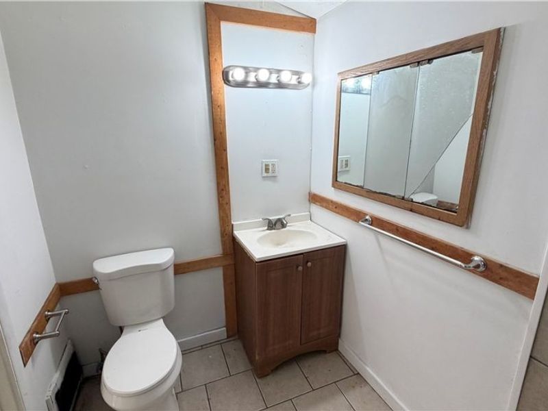 7425 Harvard Avenue, Cleveland, OH 44105 Photo 6