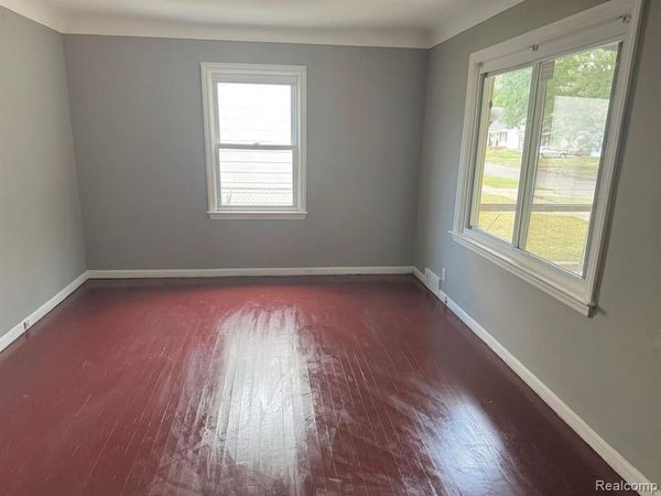 640 Crawford Street, Flint, MI 48507